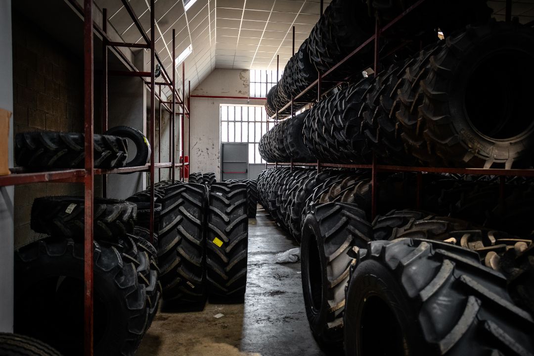 Interventi agricoli in campo Ermes Gomme Piemonte